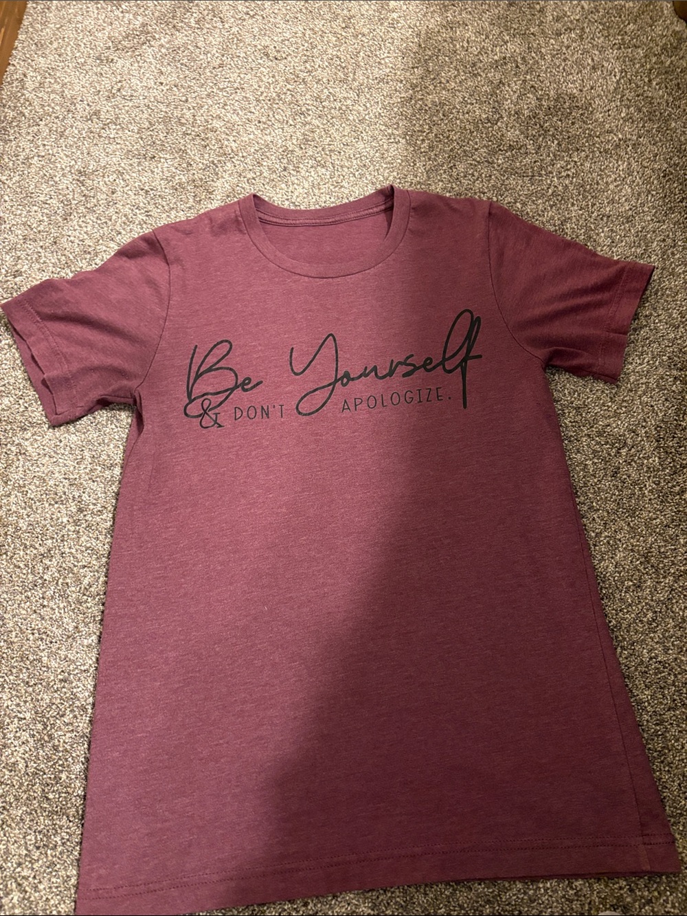 Be Yourself Graphic T-Shirt